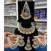 Hira Collection Crystal Stone And Beads Choker Necklace Set