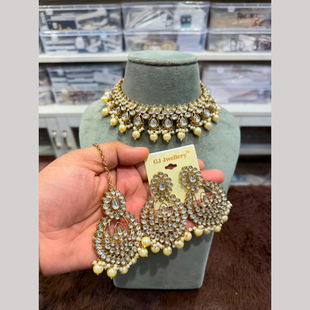 Hira Collections Luxury Crystal Stone Beads And Pearl Choker Necklace Set