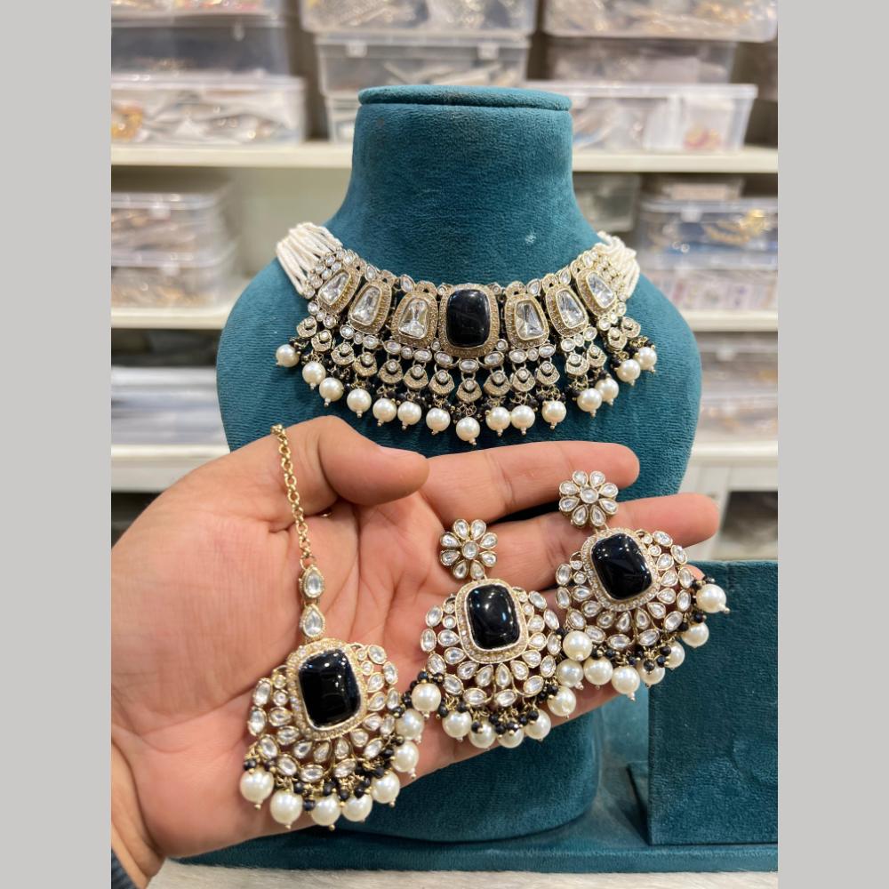 Hira Collections Designer Kundan Stone And Pearl Choker Necklace Set 
