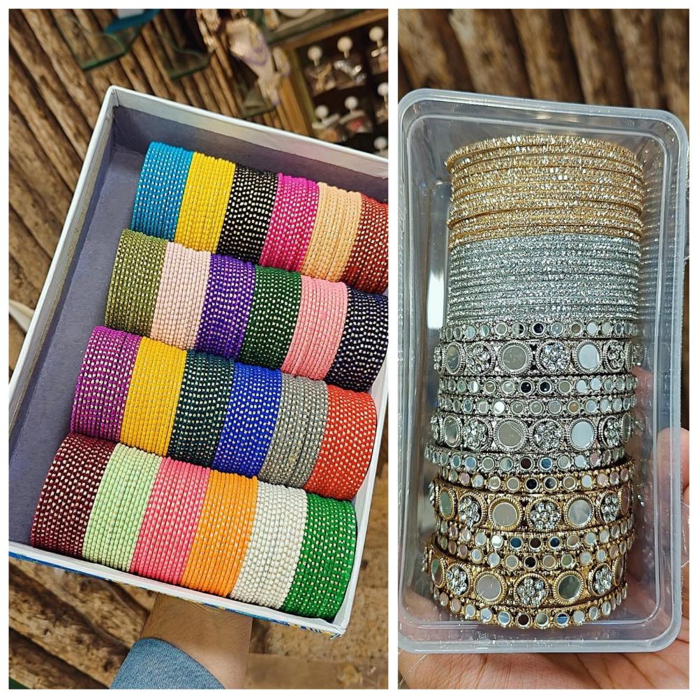 Hira Collections Fashionable Mirror And Austrian Stone Bangles Set