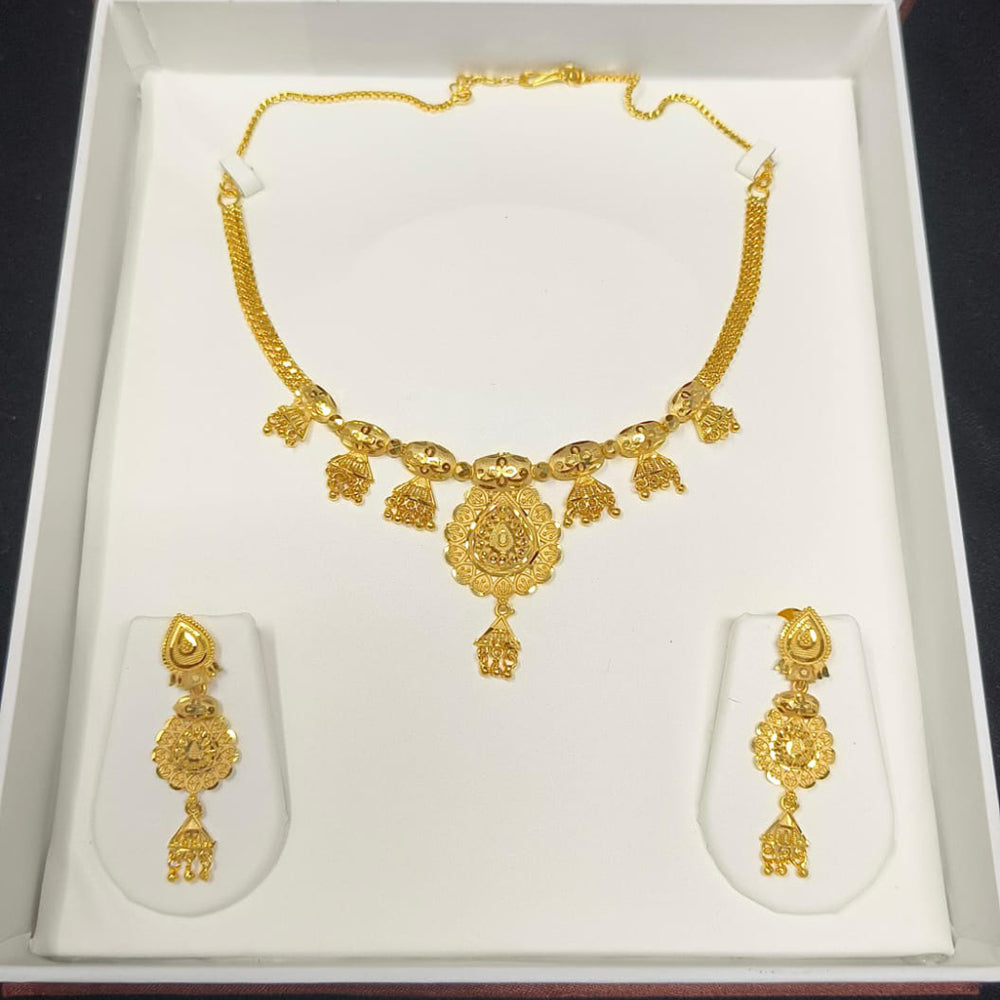 Pari Art Jewellery Forming Necklace Set