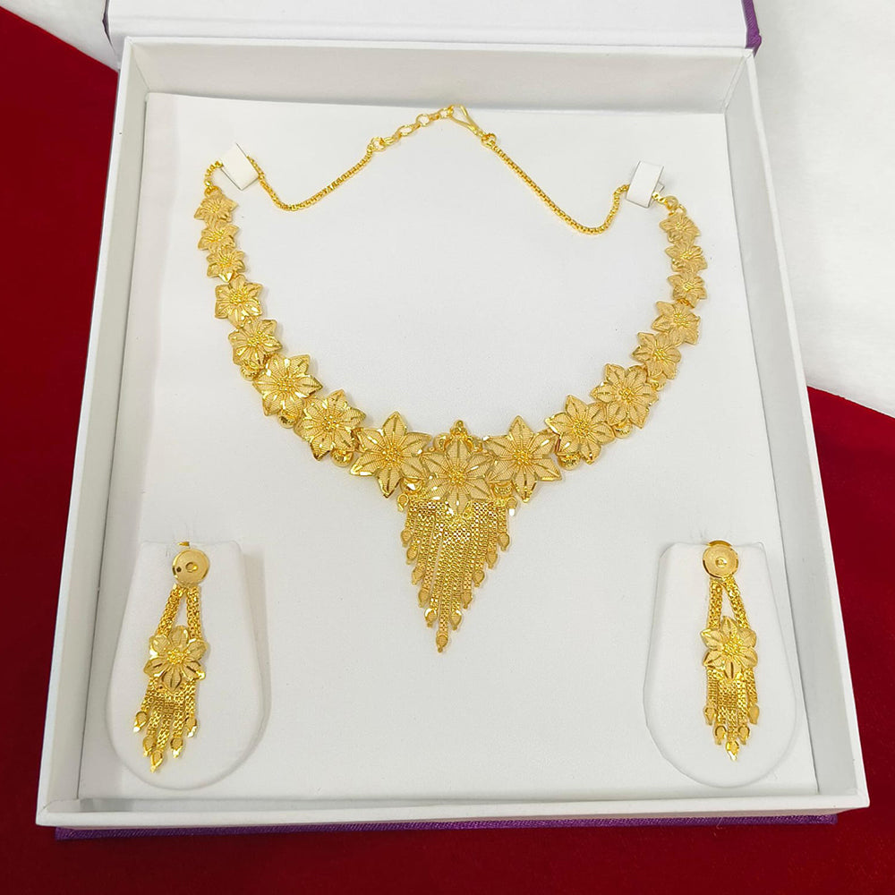 Pari Art Jewellery Royal Forming Necklace Set