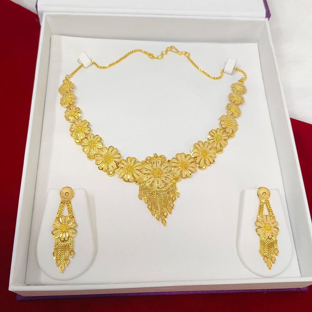 Pari Art Jewellery Royal Forming Necklace Set