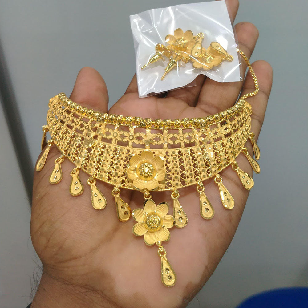 Pari Art Jewellery Designer Bridal Forming Gold Choker Necklace Set