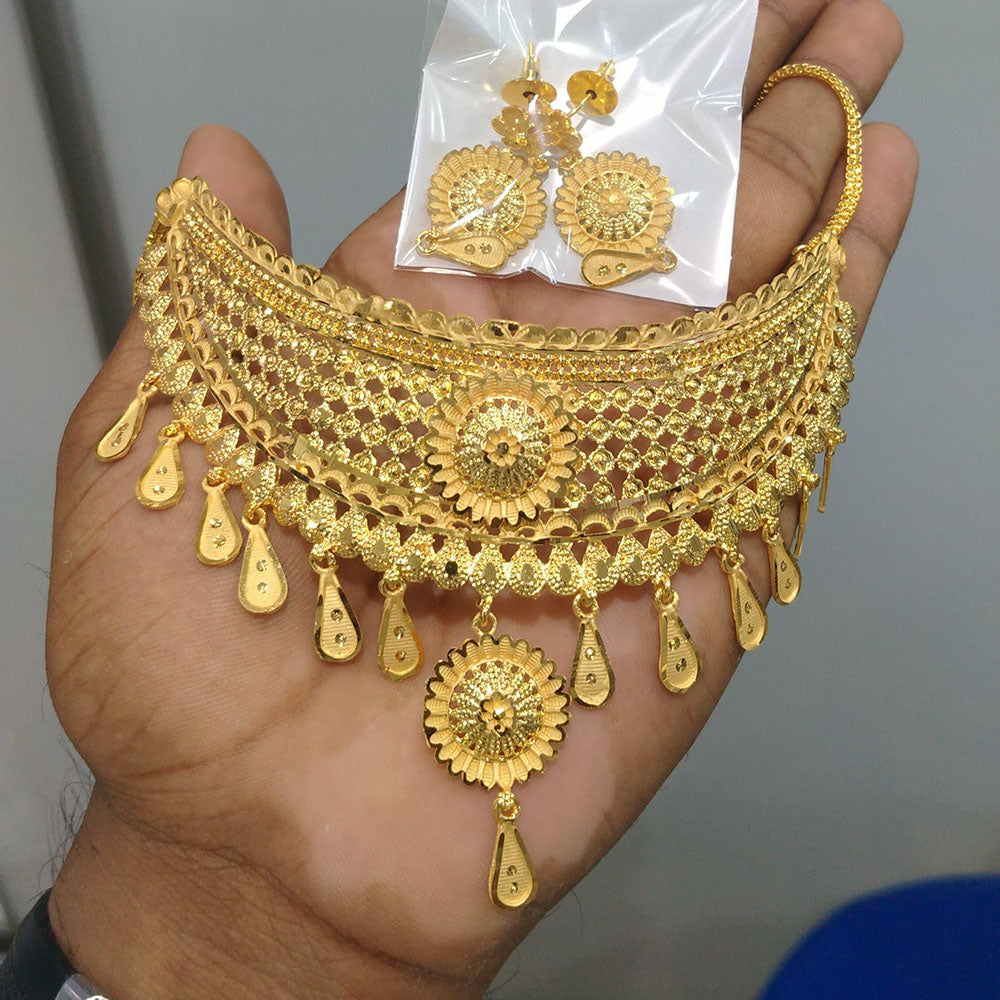 Pari Art Jewellery Designer Bridal Forming Gold Choker Necklace Set