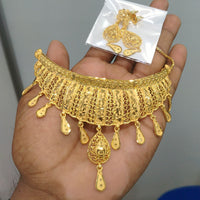 Pari Art Jewellery Designer Bridal Forming Gold Choker Necklace Set