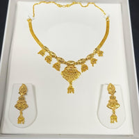 Pari Art Jewellery Graceful Designer Forming Necklace Set