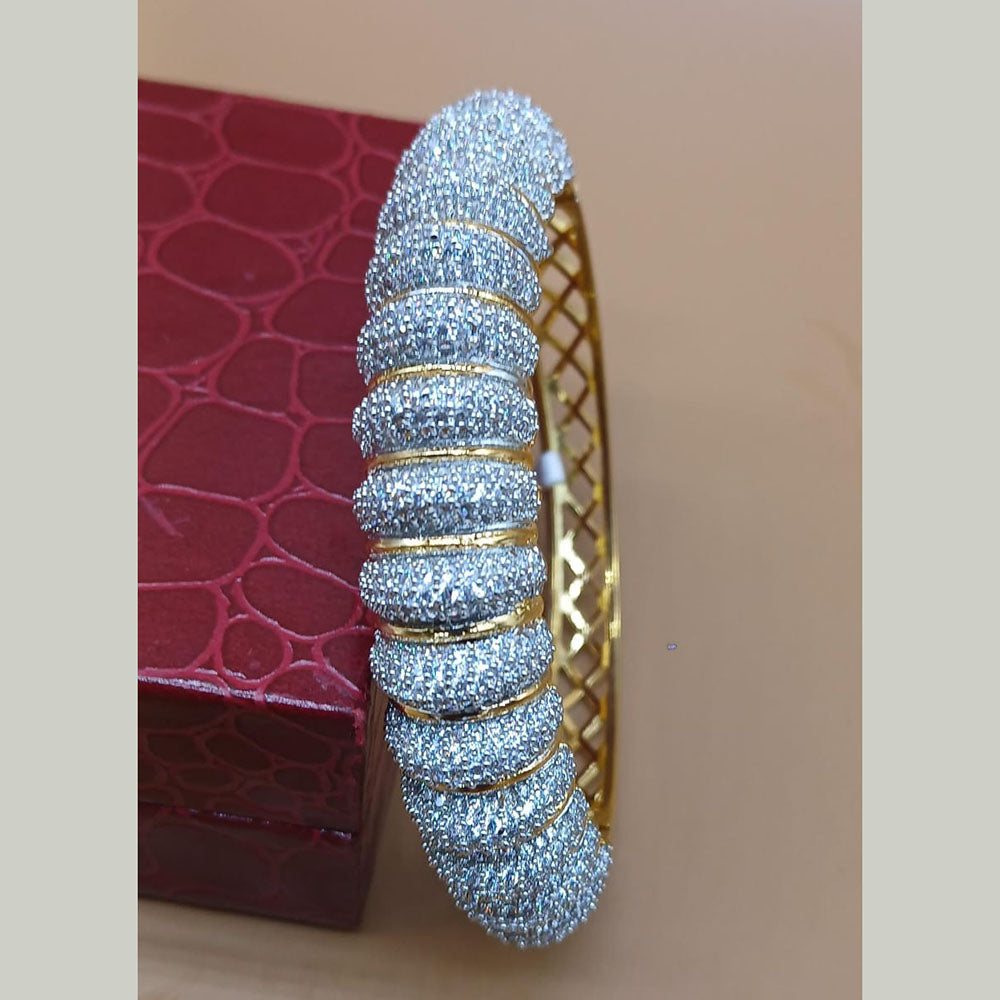 Jain Jewellers Premium American Diamond Embellished Stylish Bracelet