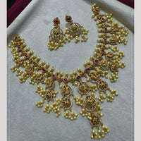 Kavita Art Gold Plated Pota Stone And Pearl Necklace Set