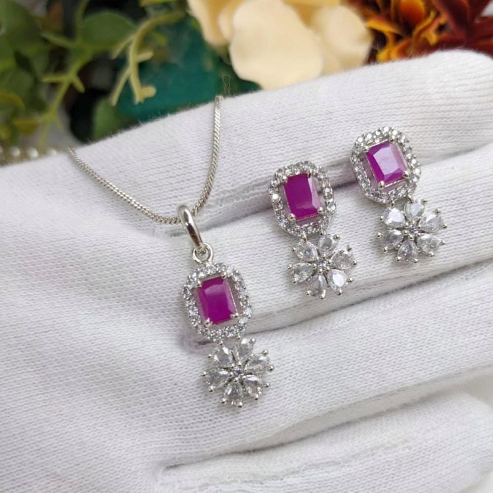 Kavita Art Silver Plated AD Pendant Set