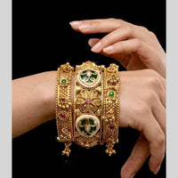 Kavita Art Sparkling Shine Pota Stone And Pearl Bangles Set