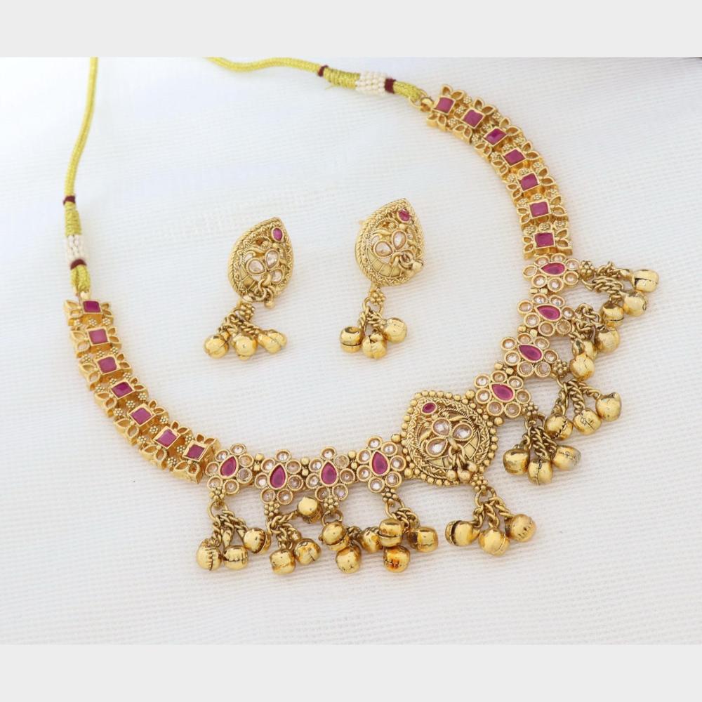 Kavita Art Elegant Crystal Stone Pearl Necklace Jewellery Set