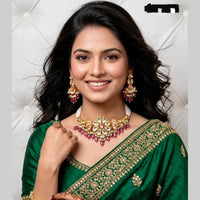 Kavita Art Elegant Pota Stone Pearl Choker Necklace Jewellery Set