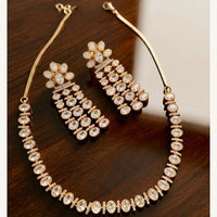 Kavita Art Elegant Pota Stone Necklace Set