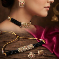 Kavita Art Royal Kundan Stone Pearl And Beads Choker Necklace Set