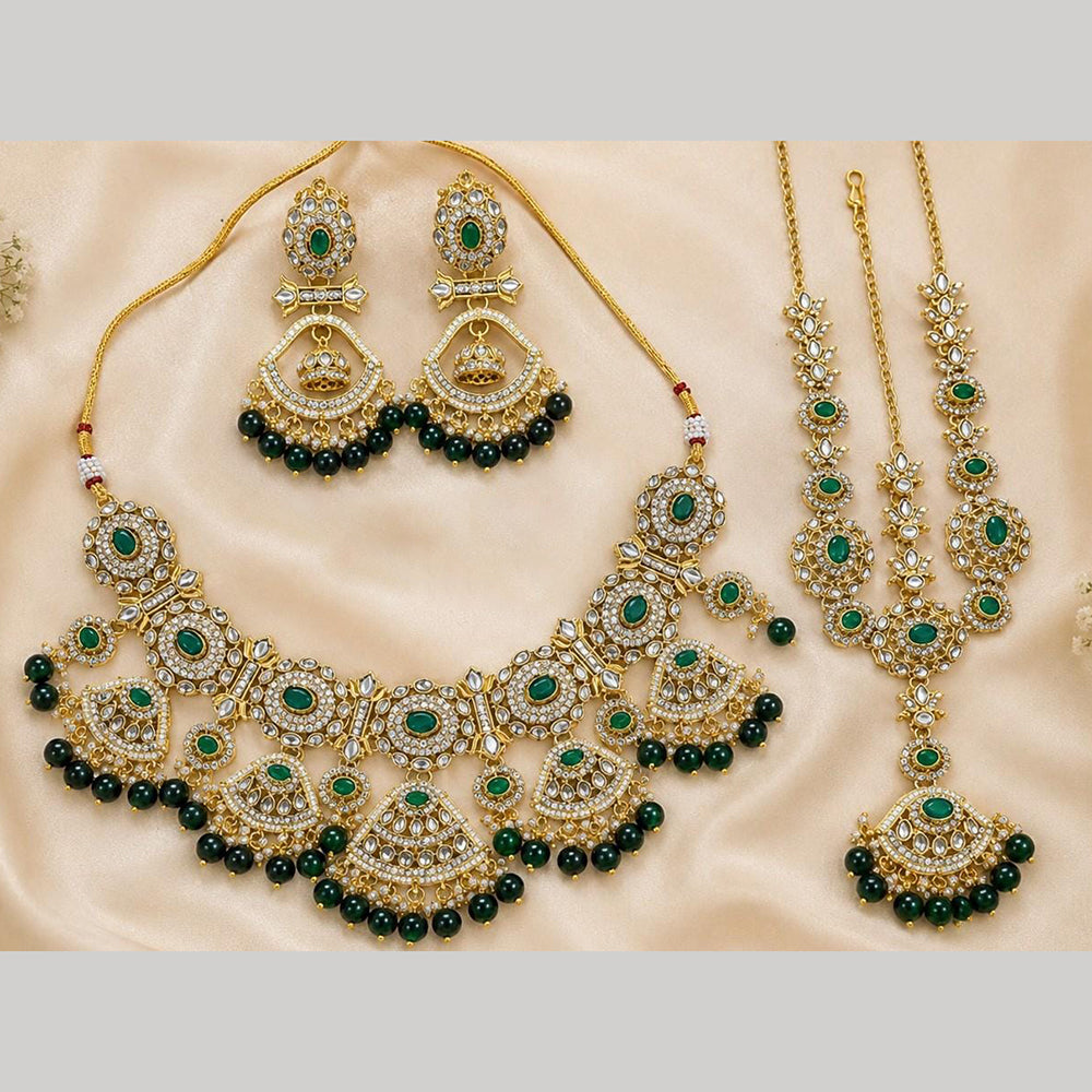 Kavita Art Royal Kundan Stone And Pearl Necklace Set