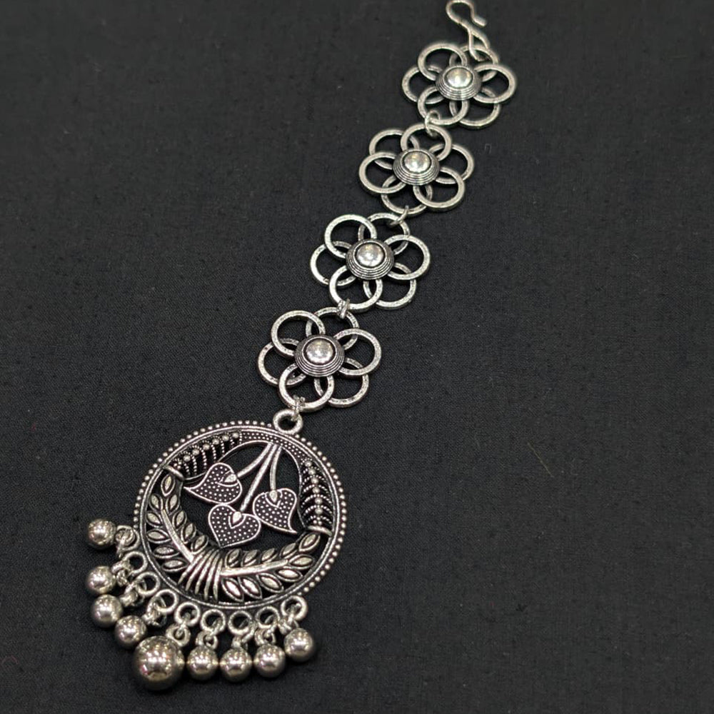 SNERA Navratri Special Oxidised Plated Maangtikka