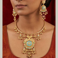 SNERA Graceful Pota Stone And Pearl Necklace Set