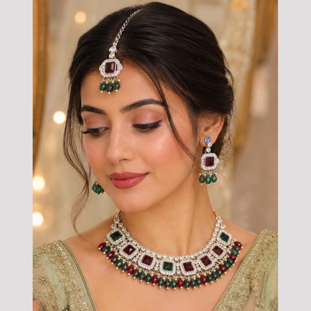 SNERA Elegant Crystal Stone And Pearl Necklace Set Women