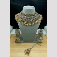 SNERA Elegant Crystal Stone And Pearl Choker Necklace Set Women