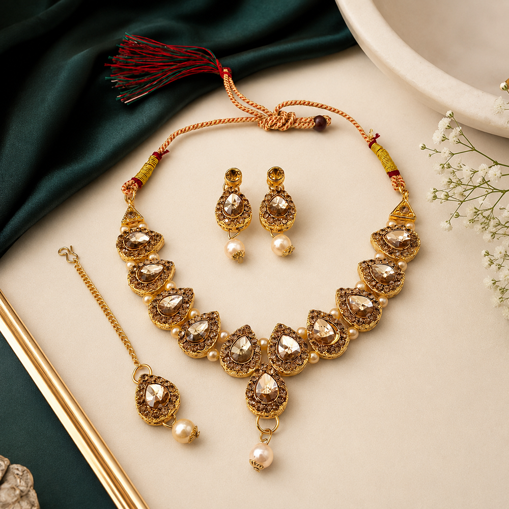 Urthn Beautiful Crystal & Austrian Stone Jewellery Set for Women Festive & Special Occasions