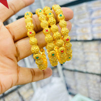 Everlasting Quality Jewels Traditional Design with Pota Stone Bangles Set 