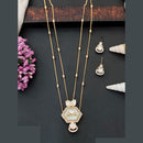 Everlasting Quality Jewels Timeless Pendant Set with Modern Ethnic Fusion Design