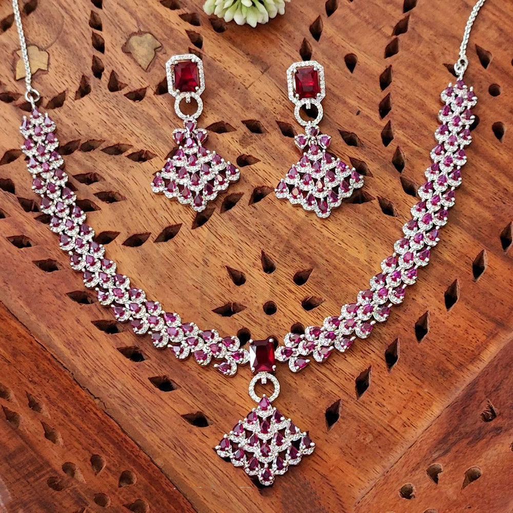 Everlasting Quality Jewels Designer American Diamond Necklace Set