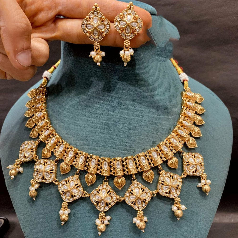 Everlasting Quality Jewels Designer Pota Stone And Pearl Necklace Set