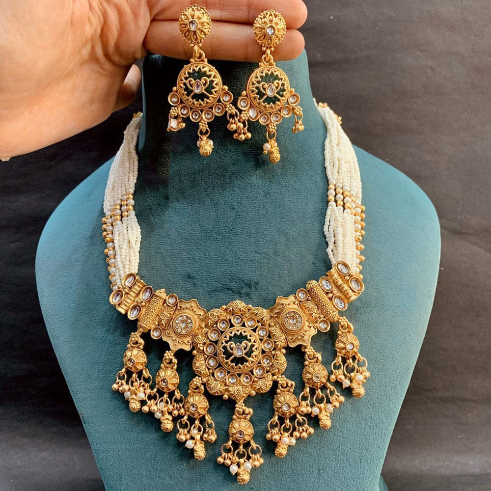 Everlasting Quality Jewels Royal Kundan Stone And Pearl Necklace Set