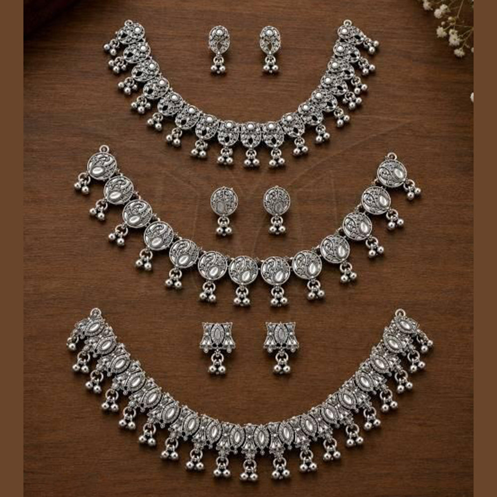 Everlasting Quality Jewels Trendy Pota Stone And Pearl Neckalce Set (Assorted Design) 