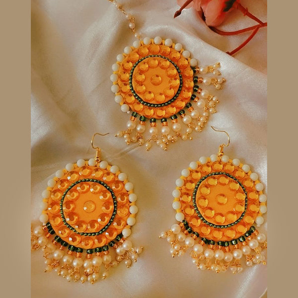 Sanshray Handmade Pearl Earrings With Mangtikka