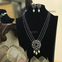 FS Collection Silver Plated AD And Pearl Necklace Set