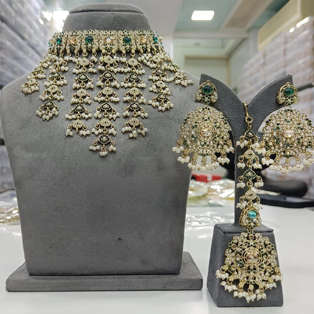 FS Collection Gold Plated Kundan Stone And Pearl Choker Necklace Set