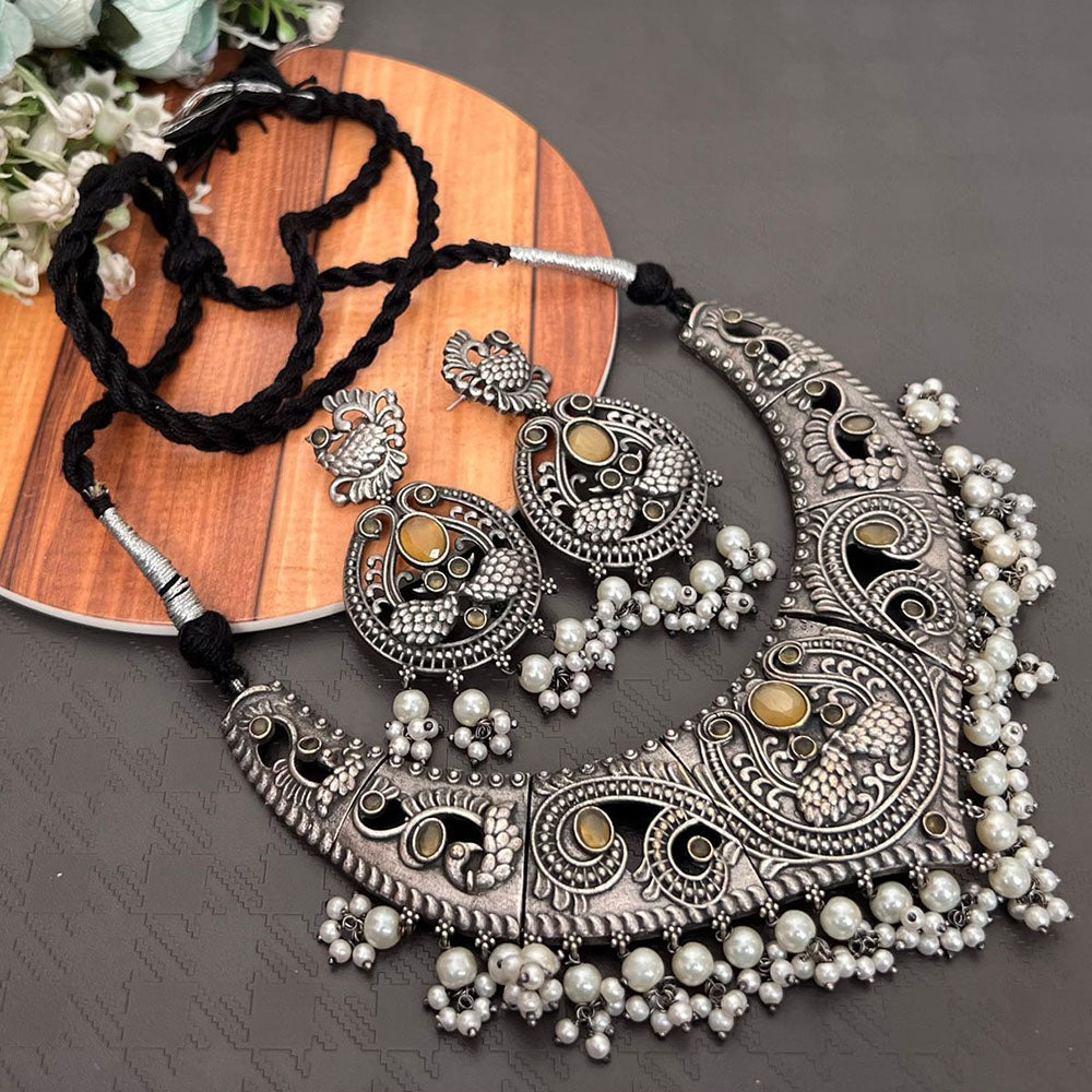 FS Collection Oxidised Plated Pota Stone And Pearl Necklace Set