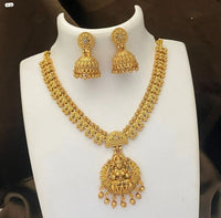 FS Collection Gold Plated Pota Stone And Pearls Temple Necklace Set