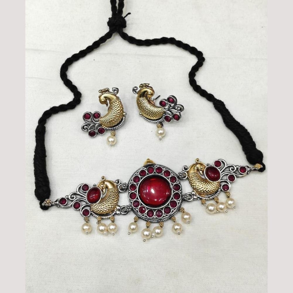 FS Collection Stylish 2-Tone Plated Pota Stones And Pearl Choker Necklace Set
