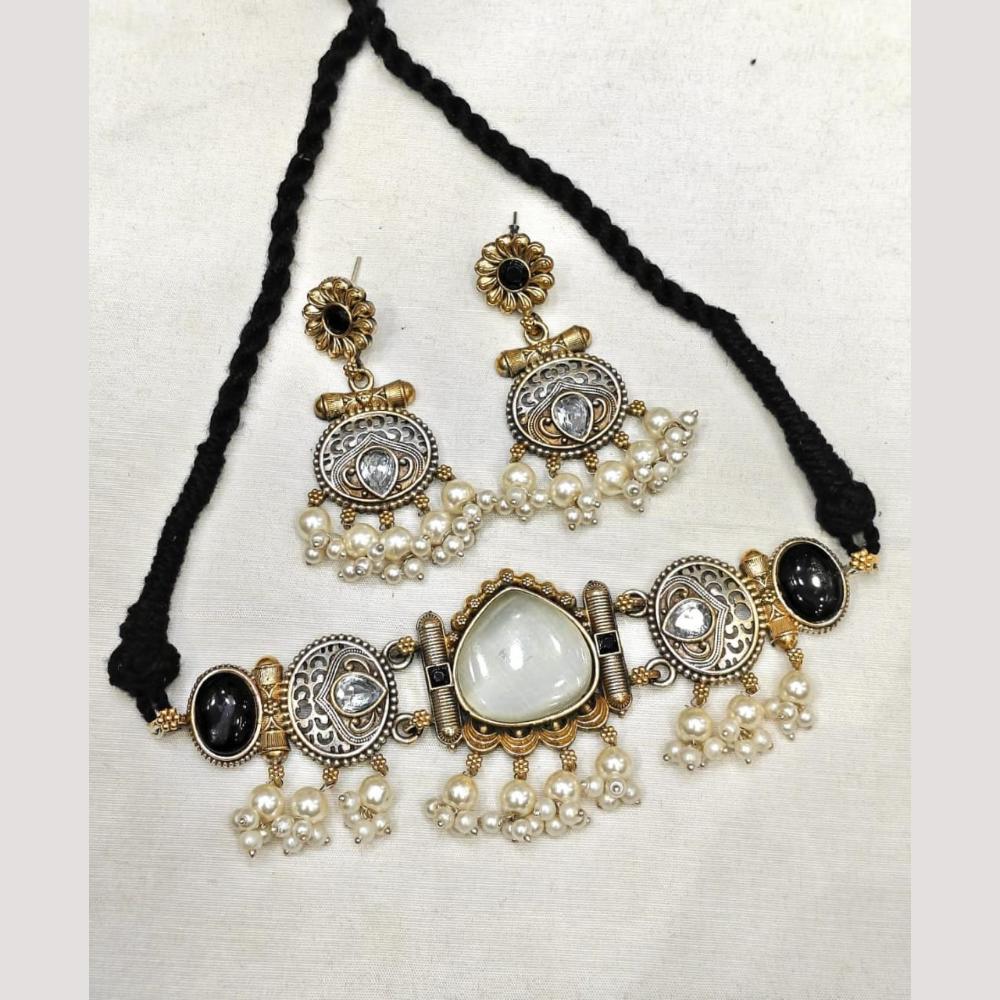 FS Collection Stylish 2-Tone Plated Pota Stones And Pearl Choker Necklace Set