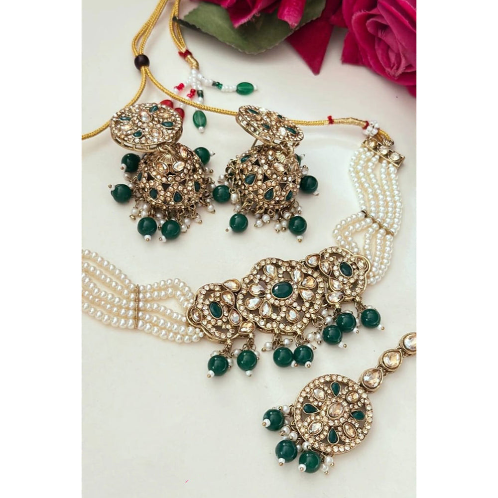 FS Collection Elegant Glow Crystal Stone And Pearl Necklace Set