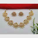 FS Collection Sparkling Pota Stone And Pearl Elegance Necklace Set