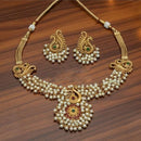 FS Collection Sparkling Pota Stone And Pearl Elegance Necklace Set