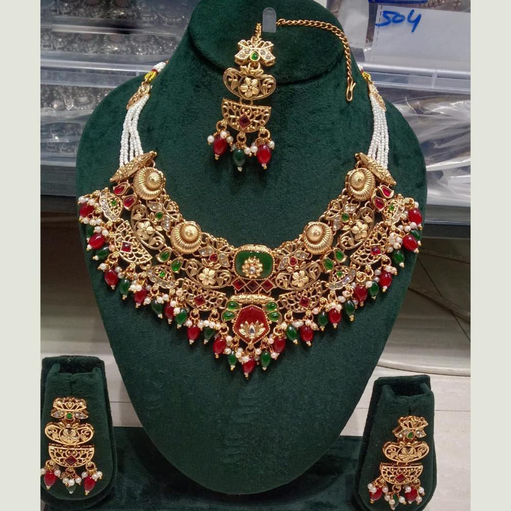 FS Collection Sparkling Pota Stone And Pearl  Necklace Set