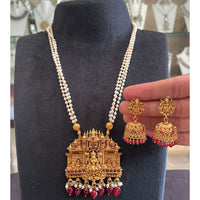 FS Collection Glamorous Pota Stone Pearl And Temple  Necklace Set