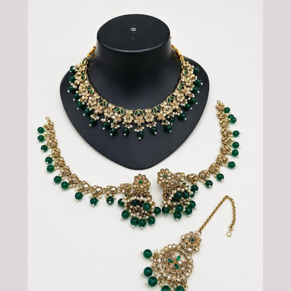 FS Collection Elegant Crystal Stone And Beads Necklace Set