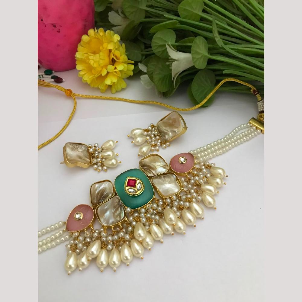 FS Collection Classic Kundan Stone Mother of Pearl Choker Necklace Set 