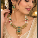 FS Collection Elegant Pota Stone Pearl And Beads Necklace Set
