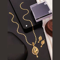 Akruti Collection Elegant Glam Pota And Austrian Chain Pendant Set