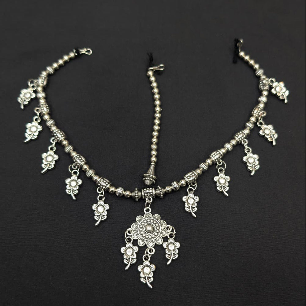 Akruti Collection Oxidised Plated Stunning Navratri Damini Maangtikka