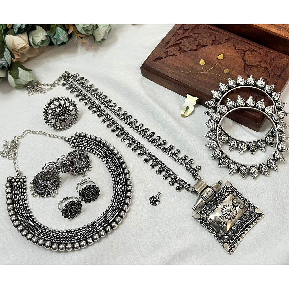Akruti Collection Royal Oxidised Plated Ethnic Combo Set
