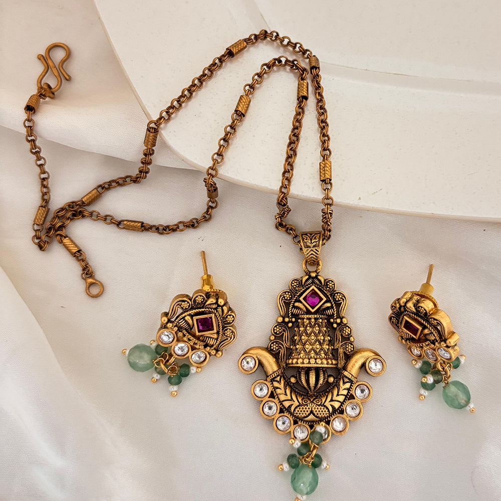 Jewel Addiction Pota Stone And Pearl Designer Pendant Set